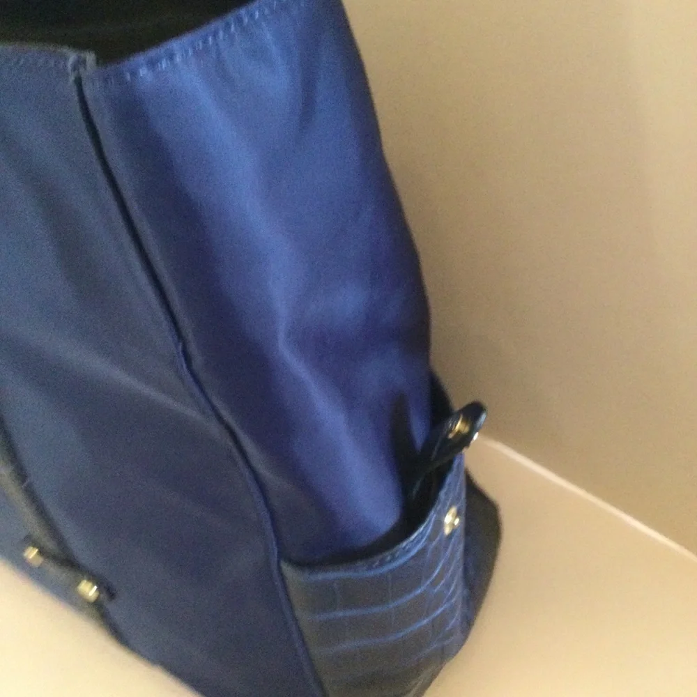 Tutilo New York Navy Blue Briefcase Tote Laptop Bag With IPad Seperate Bag Nice